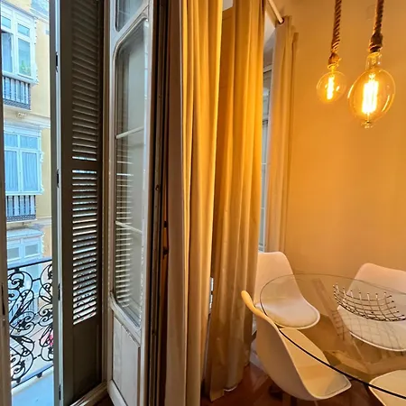 Premium Center Apartment